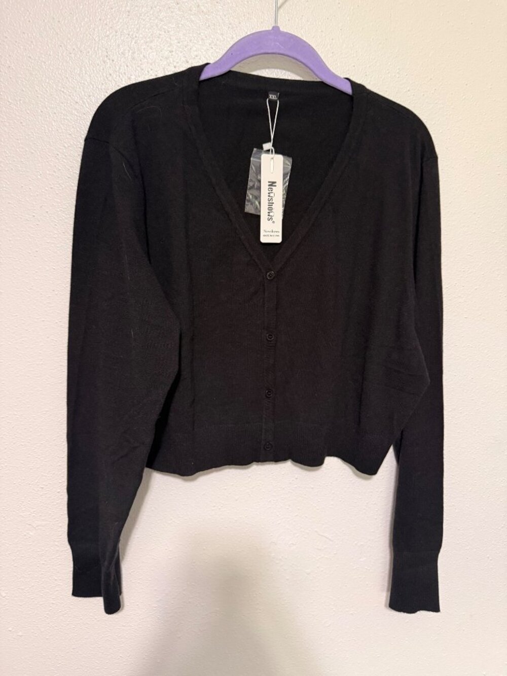 NWT NewShows Cardigan black V Neck Knit Cropped Womans XXL